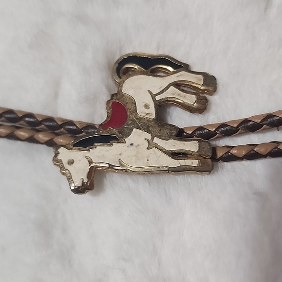 LEATHER  BOLO TIE WITH  SILVER AND 🐎 HORSE  SLIDES. - Picture 3 of 5